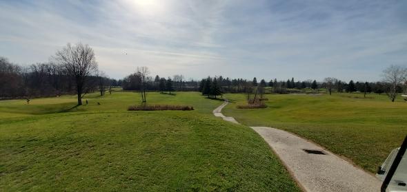 Brookfield Country Club: Gold/Red, Cambridge