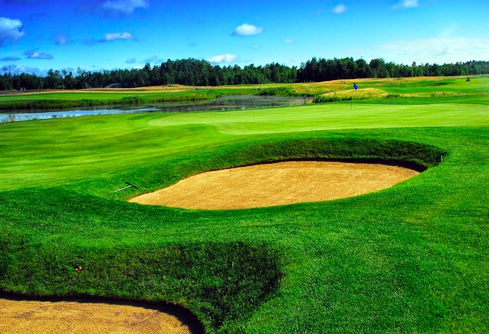 GreyHawk Golf Club: Talon Black, Blue Tees, Ontario
