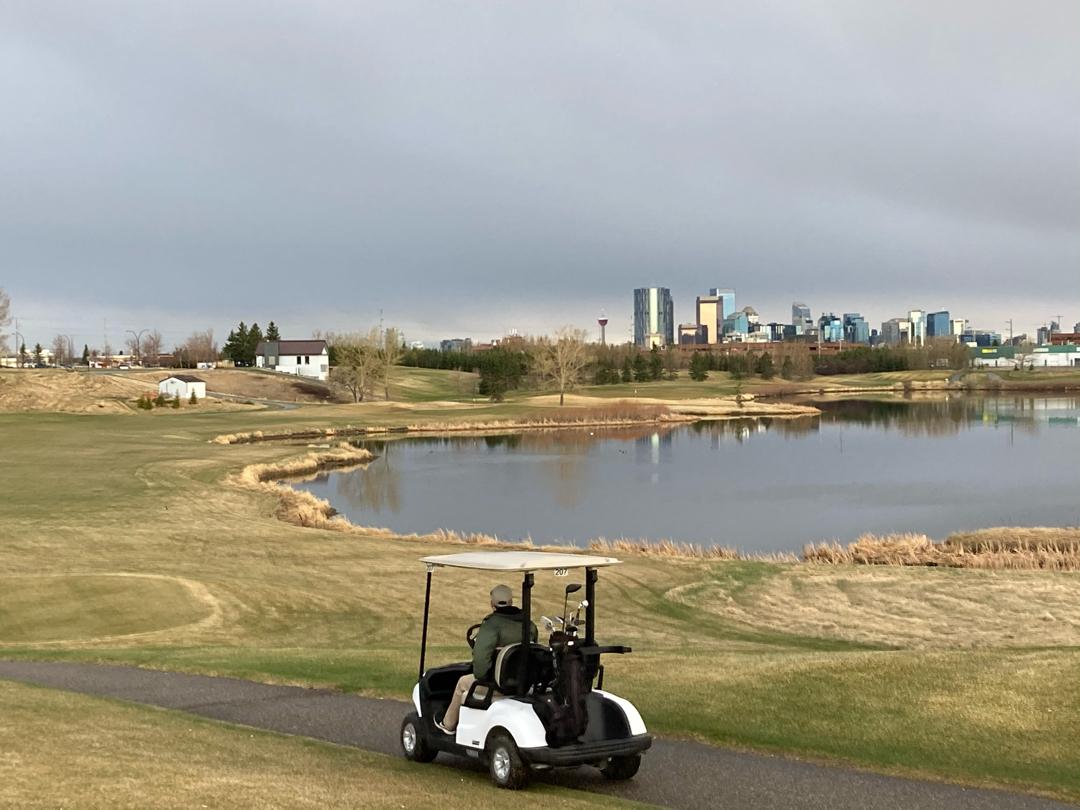 McCall Lake Golf Course, Calgary