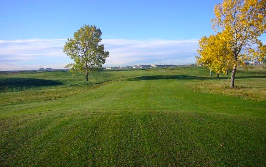 Wingfield Golf Club: Runway/Hawks Nest, Calgary