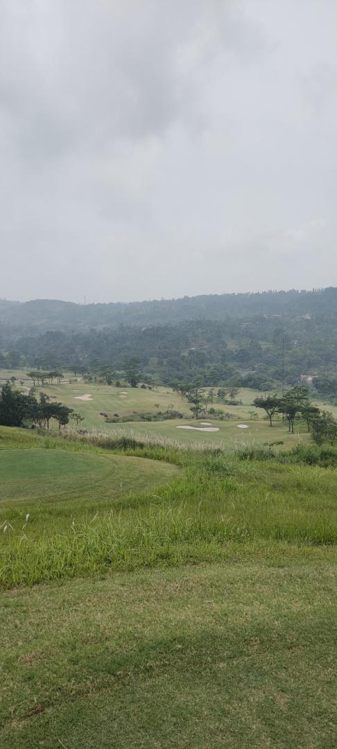 Rainbow Hills Golf: Stone Hills/Forest, Bogor