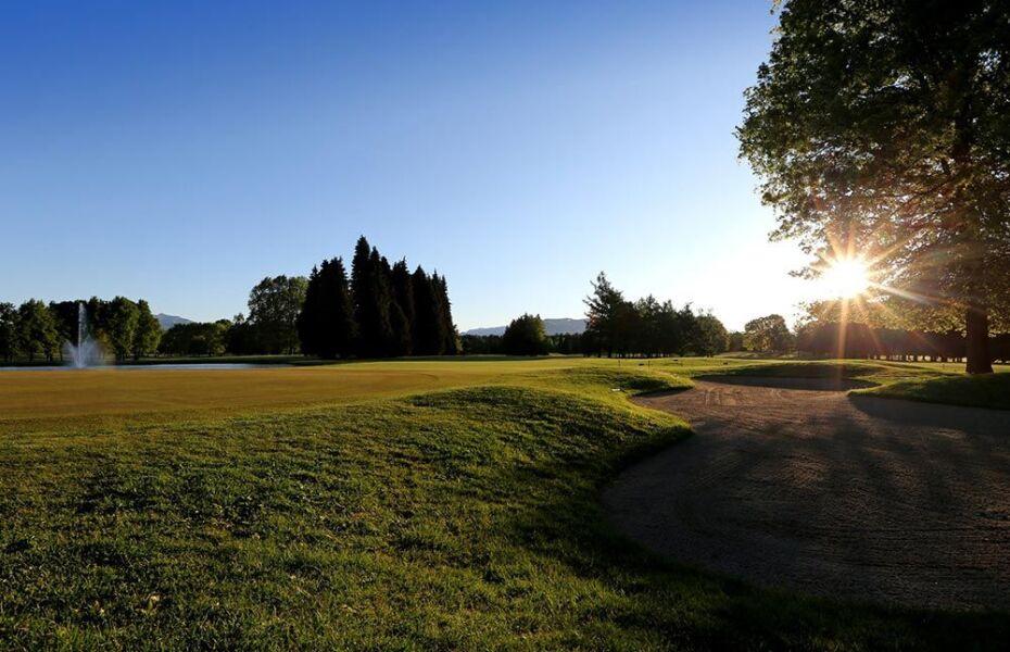 Monticello Rosso: Red Course, Cassina Rizzardi