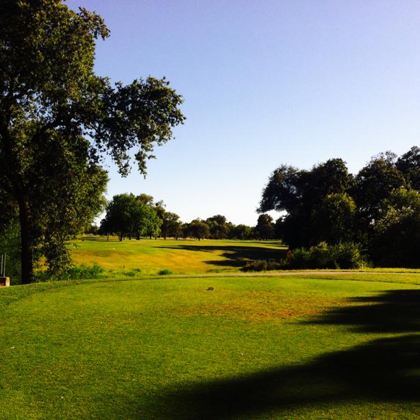 Haggin Oaks GC: Alister MacKenzie, Sacramento
