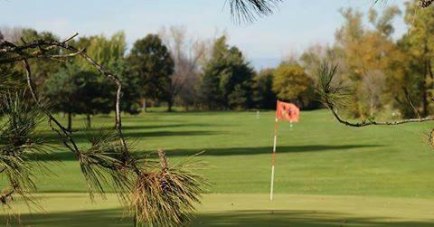 River Pointe Country Club: Red/White, Hobart