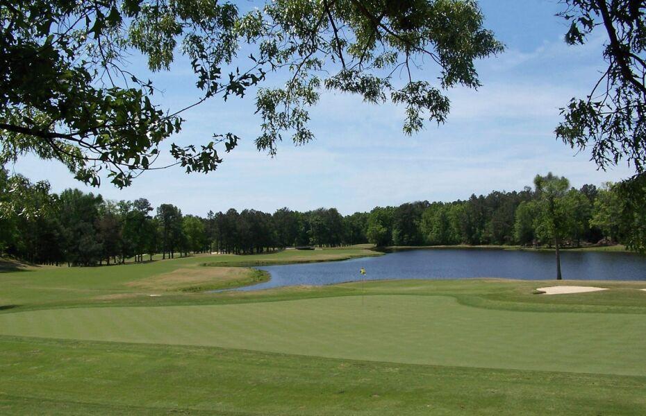 Keith Hills GC: Black/White, Buies Creek