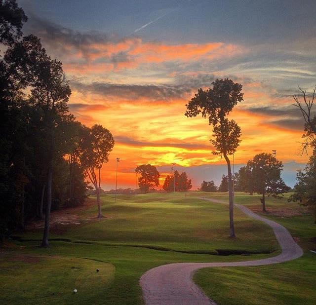 Knights Play Golf Center: 10-18/19-27, Apex