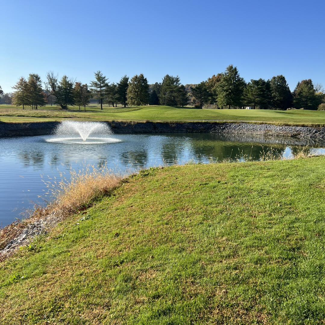 Pine Meadows Golf Complex, Lebanon