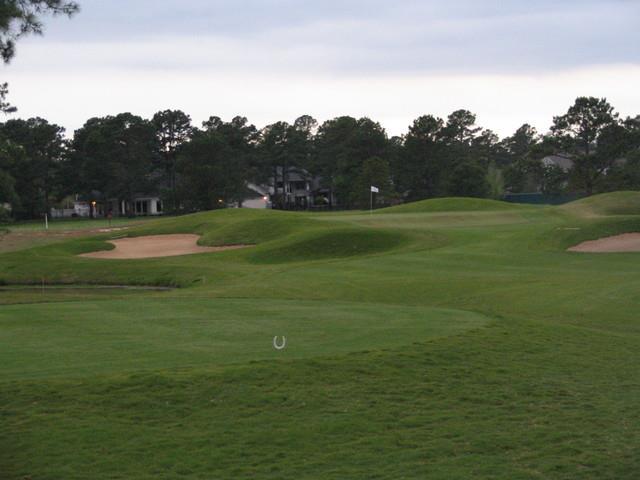 Gleannloch Golf Club: Loch/Pines, Spring