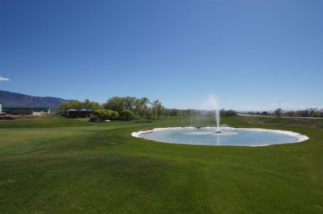 Pistol Rock Golf Course, Fillmore
