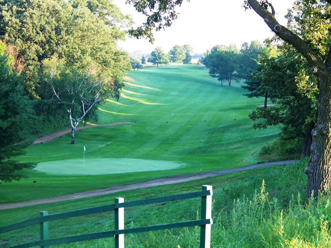 Clifton Hollow Golf Club, River Falls