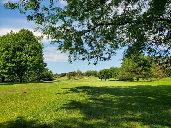 Door Creek Golf Course: Nine Hole Executive, Cottage Grove